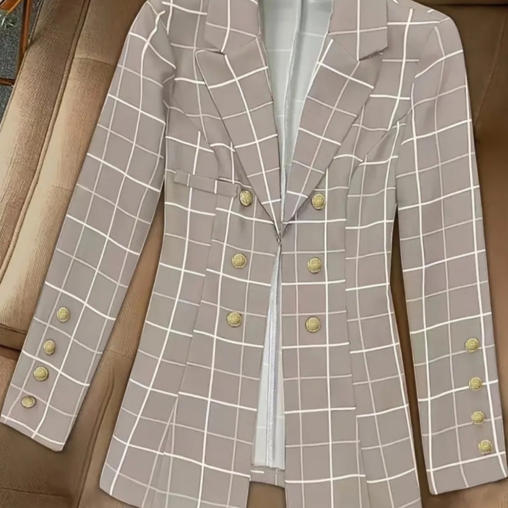 Woman ls button down blazer